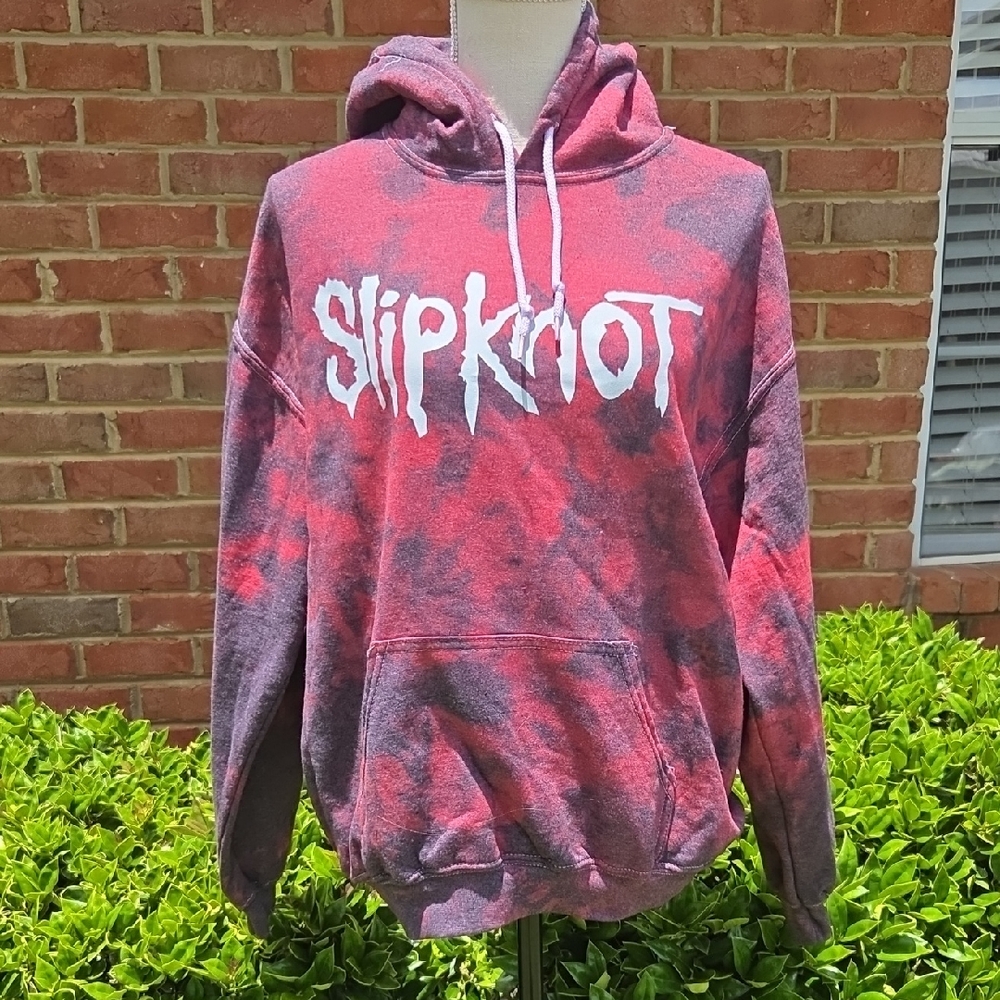 Gildan Red and Black Heavy Blend Hoodie